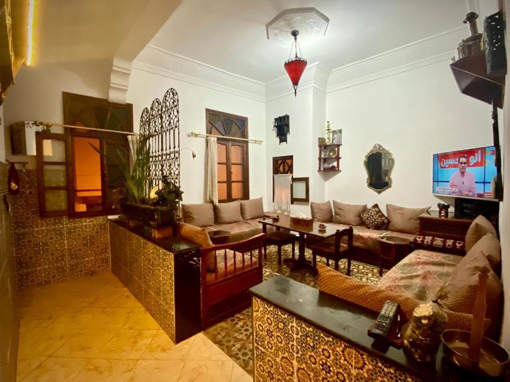 Appartement Meuble 5 Personnes En Plein Centre Ville Rabat Eksteriør billede