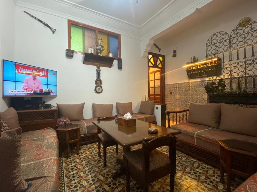 Appartement Meuble 5 Personnes En Plein Centre Ville Rabat Eksteriør billede